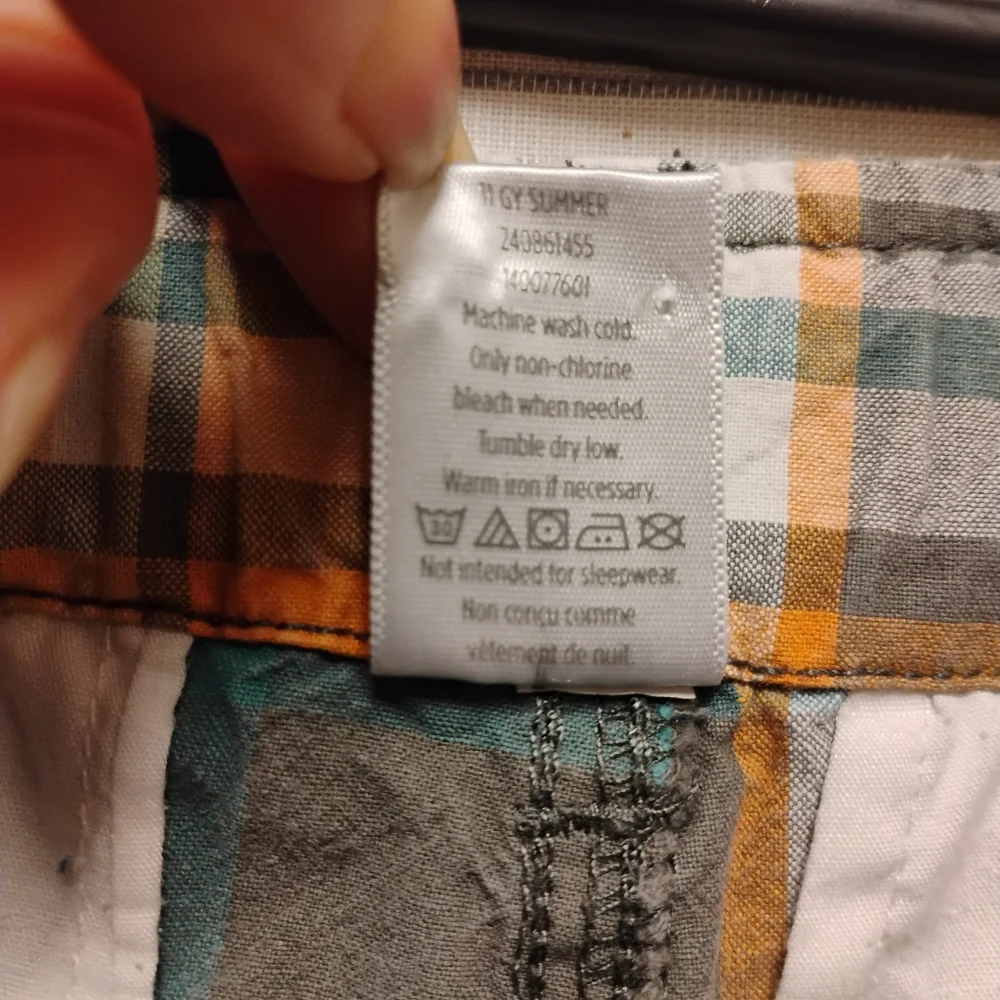 Gymboree Plaid Boys Shorts in Green and Orange Size 6